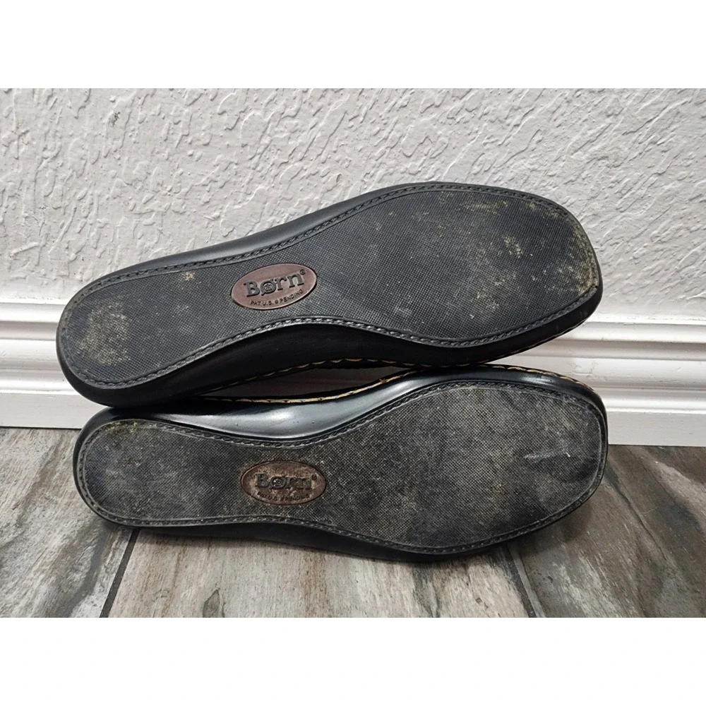 Born Mindy Slip On Comfort Loafer Black Leather Buckle Witchy  Flats Size 6.5M